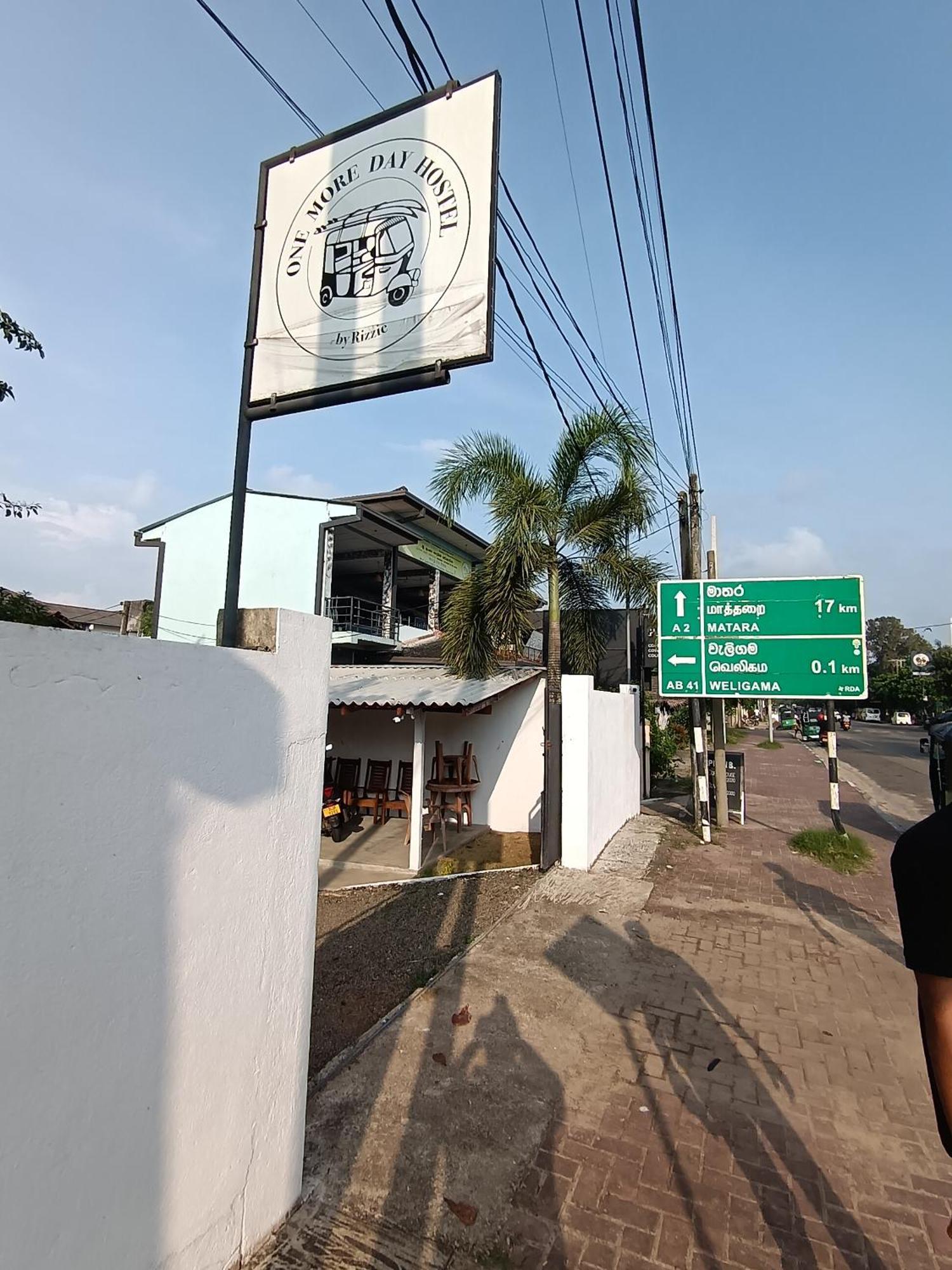 One More Day Hostel Weligama Luaran gambar