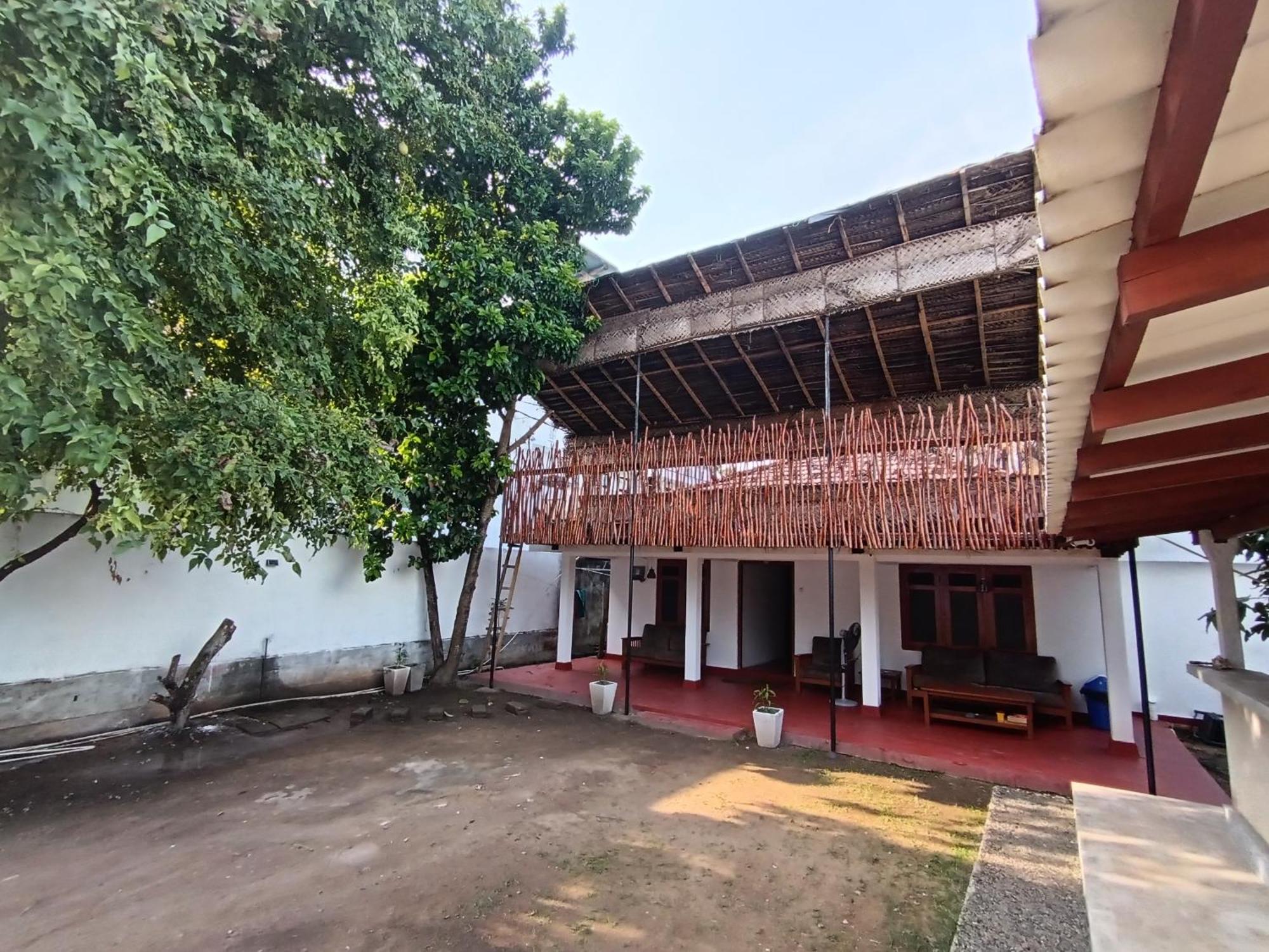 One More Day Hostel Weligama Luaran gambar